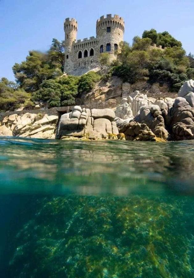 Ingrid Costa Brava *